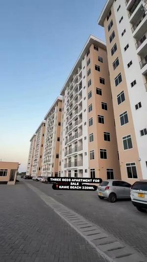 3 Bedrooms House/Apartment for sale in Kawe Beach, Dar Es Salaam