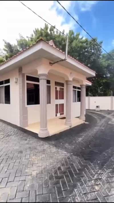 2 Bedrooms House/Apartment for Rent in Dar Es Salaam