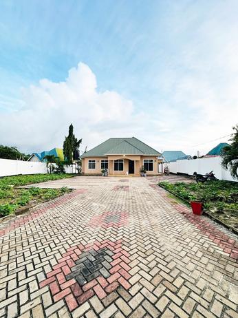 3 Bedrooms House for Rent in Kinyerezi Kifuru, Dar Es Salaam