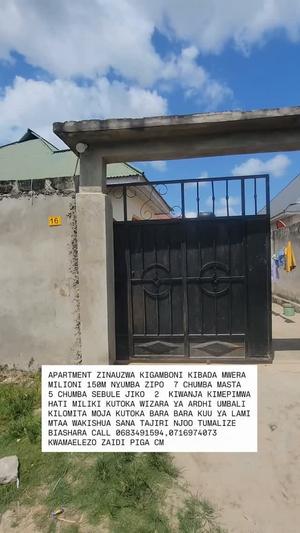 Nyumba/Apartment ya vyumba vitano inauzwa Kibada, Dar Es Salaam Nyumba/Apartment ya vyumba vitano inauzwa Kibada, Dar Es Salaam
