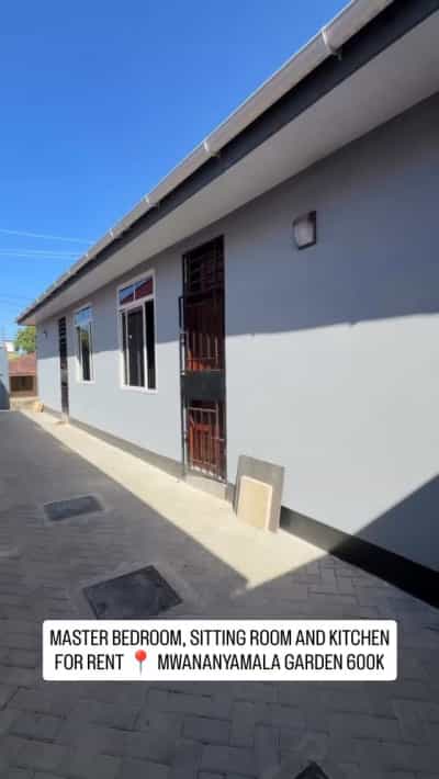 Apartment ya chumba kimoja inapangishwa Mwananyamala Garden, Dar Es Salaam Apartment ya chumba kimoja inapangishwa Mwananyamala Garden, Dar Es Salaam