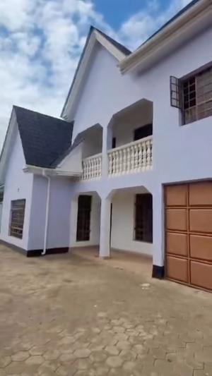 Nyumba ya vyumba vitano inapangishwa Moshono, Arusha Nyumba ya vyumba vitano inapangishwa Moshono, Arusha