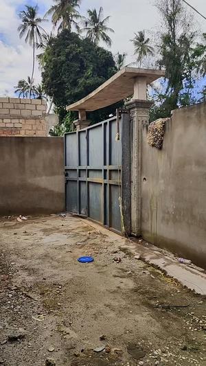 4 Bedrooms House for Rent in Mwera