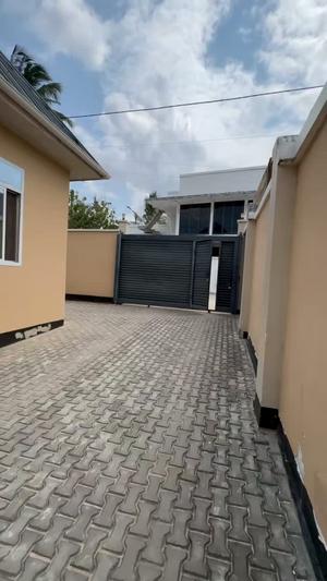 Nyumba ya vyumba viwili inapangishwa Kigamboni Ungindoni, Dar Es Salaam Nyumba ya vyumba viwili inapangishwa Kigamboni Ungindoni, Dar Es Salaam