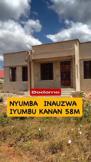 Nyumba ya vyumba vitatu inauzwa Iyumbu, Dodoma (630 sqm) Nyumba ya vyumba vitatu inauzwa Iyumbu, Dodoma (630 sqm)