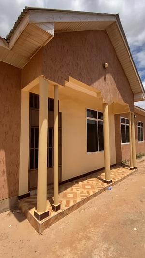 Apartment ya vyumba vitatu inapangishwa Chidachi, Dodoma Apartment ya vyumba vitatu inapangishwa Chidachi, Dodoma