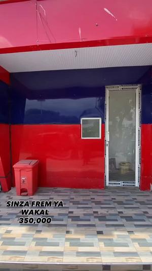 Duka linapangishwa Sinza, Dar Es Salaam