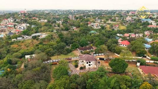 Kiwanja kinauzwa Makongo, Dar Es Salaam (2500 sqm) Kiwanja kinauzwa Makongo, Dar Es Salaam (2500 sqm)