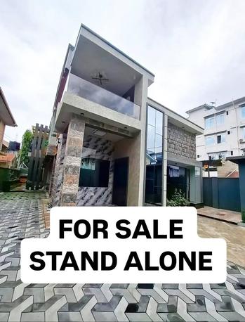Nyumba ya vyumba vinne inauzwa Mikocheni, Dar Es Salaam (303 sqm)