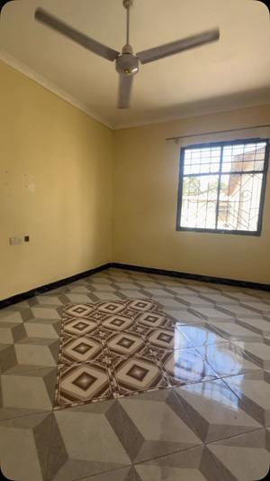 Nyumba ya chumba kimoja inapangishwa Kigamboni Darajani, Dar Es Salaam Nyumba ya chumba kimoja inapangishwa Kigamboni Darajani, Dar Es Salaam