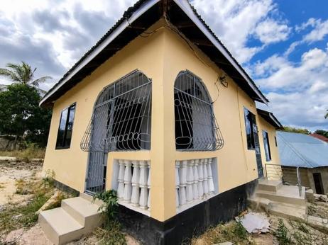 Nyumba ya vyumba vinne inapangishwa Kimara Suka, Dar Es Salaam Nyumba ya vyumba vinne inapangishwa Kimara Suka, Dar Es Salaam