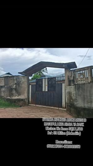 Nyumba ya vyumba vitatu inauzwa Mbezi Mwisho, Dar Es Salaam (1500 sqm) Nyumba ya vyumba vitatu inauzwa Mbezi Mwisho, Dar Es Salaam (1500 sqm)