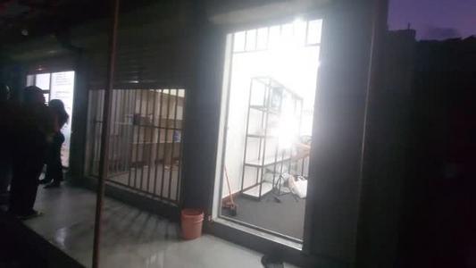 Duka linapangishwa Sinza Mapambano, Dar Es Salaam