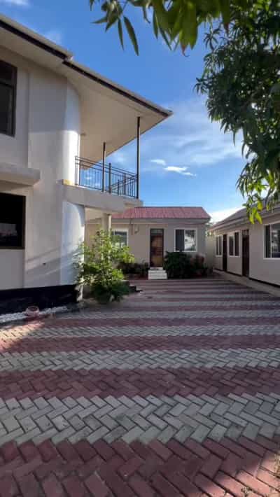 1 Bedroom Apartment for Rent in Mbezi Beach Shoppers, Dar Es Salaam