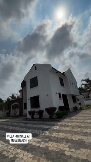 4 Bedrooms House for Sale in Mbezi Beach Chin, Dar Es Salaam (1000 sqm)