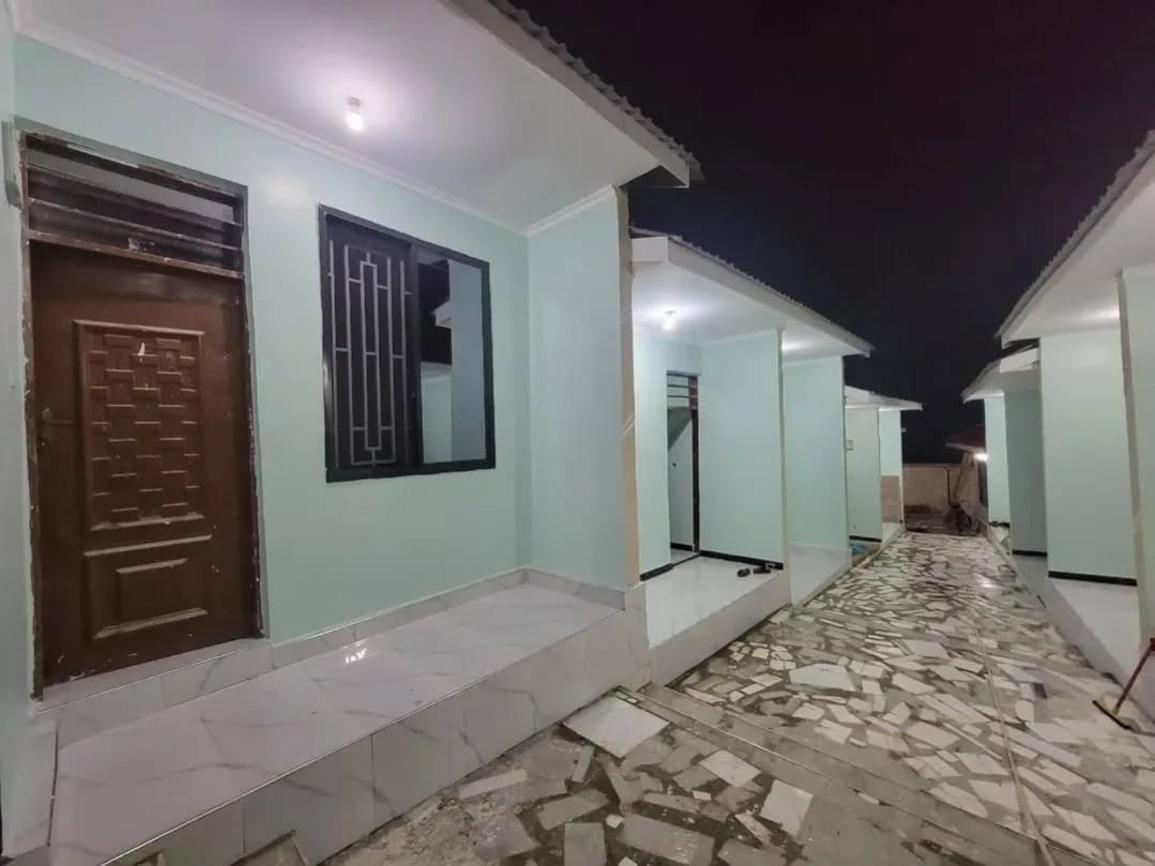  media -1
