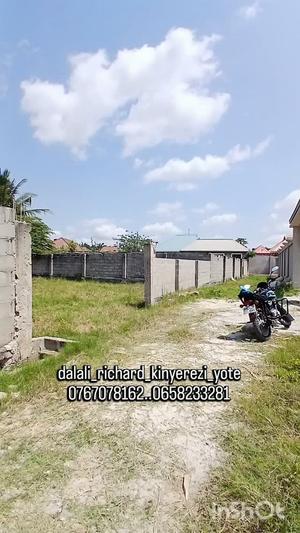 Kiwanja kinauzwa Tabata Kinyerezi Kibaga, Dar Es Salaam (450 sqm)