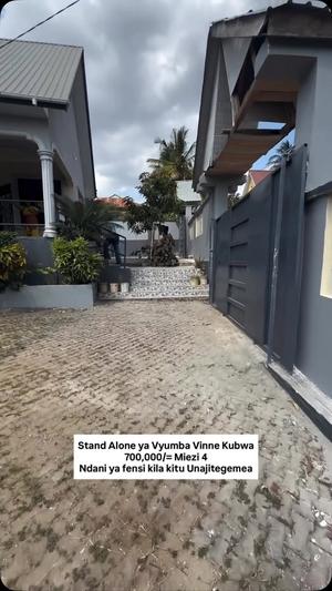 Nyumba ya vyumba vinne inapangishwa Goba Njia Nne, Dar Es Salaam Nyumba ya vyumba vinne inapangishwa Goba Njia Nne, Dar Es Salaam