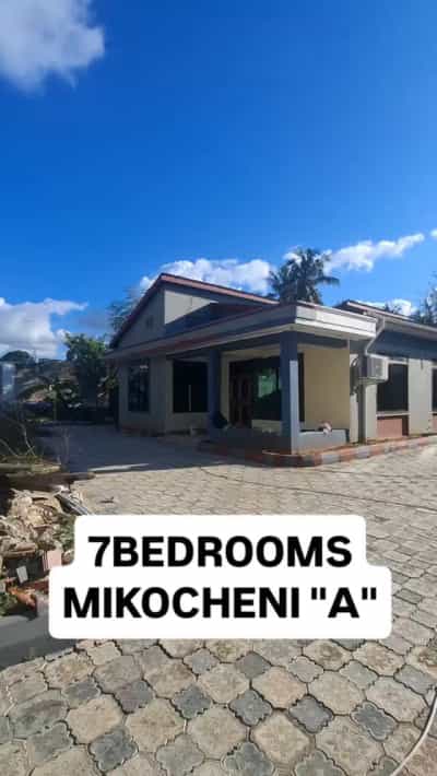 Nyumba ya vyumba 7 inapangishwa Mikocheni, Dar Es Salaam