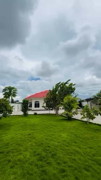 Nyumba ya vyumba vinne inauzwa Mbweni Mpiji, Dar Es Salaam (850 sqm)