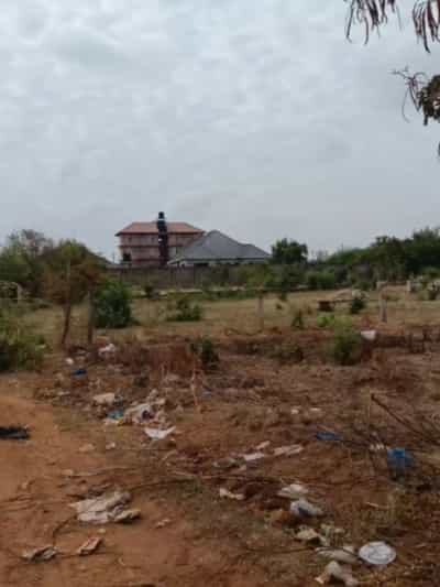 Kiwanja kinauzwa Tegeta Wazo, Dar Es Salaam (1400 sqm) Kiwanja kinauzwa Tegeta Wazo, Dar Es Salaam (1400 sqm)