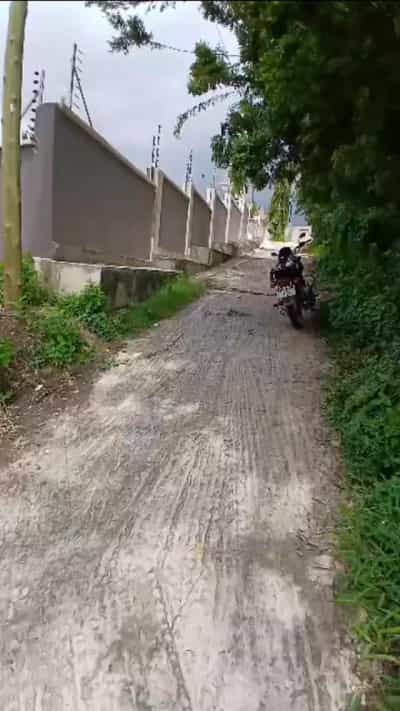 Kiwanja kinauzwa Kimara Temboni, Dar Es Salaam (1350 sqm) Kiwanja kinauzwa Kimara Temboni, Dar Es Salaam (1350 sqm)