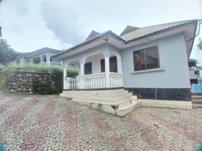 Apartment ya vyumba vitatu inapangishwa Kimara Temboni, Dar Es Salaam Apartment ya vyumba vitatu inapangishwa Kimara Temboni, Dar Es Salaam