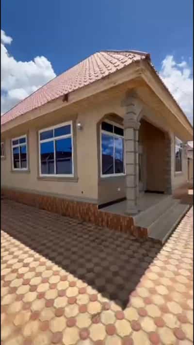 3 Bedrooms Apartment for Rent in Makulu Osterbay, Dar Es Salaam