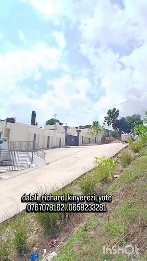 Nyumba ya vyumba viwili inauzwa Kinyerezi, Dar Es Salaam (1100 sqm)
