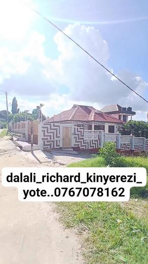 4 Bedrooms House for Sale in Tabata Kinyerezi, Dar Es Salaam (1000 sqm) 4 Bedrooms House for Sale in Tabata Kinyerezi, Dar Es Salaam (1000 sqm)