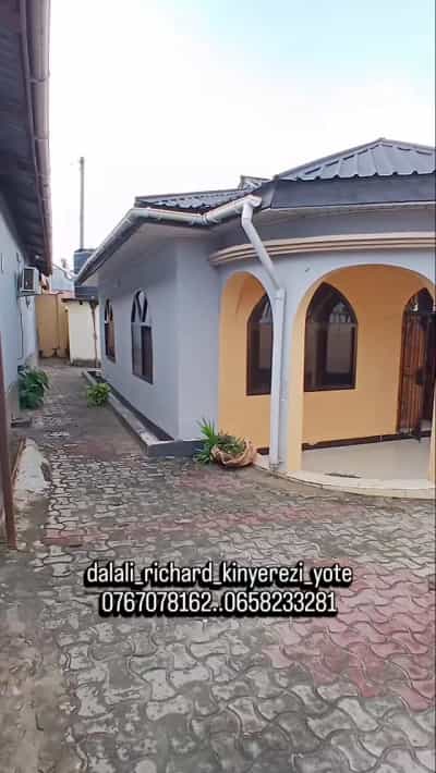 Nyumba ya vyumba vitatu inapangishwa Tabata Kinyerezi, Dar Es Salaam Nyumba ya vyumba vitatu inapangishwa Tabata Kinyerezi, Dar Es Salaam