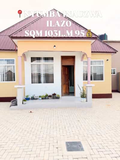 Nyumba ya vyumba vitatu inauzwa Ilazo, Dodoma (1031 sqm)