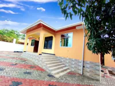 Apartment ya vyumba vitatu inapangishwa Kimara Stop Over, Dar Es Salaam