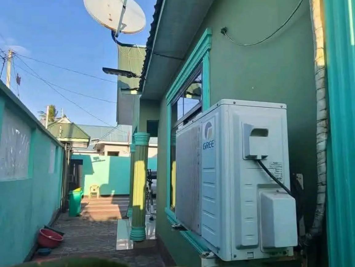 media -6 media -6