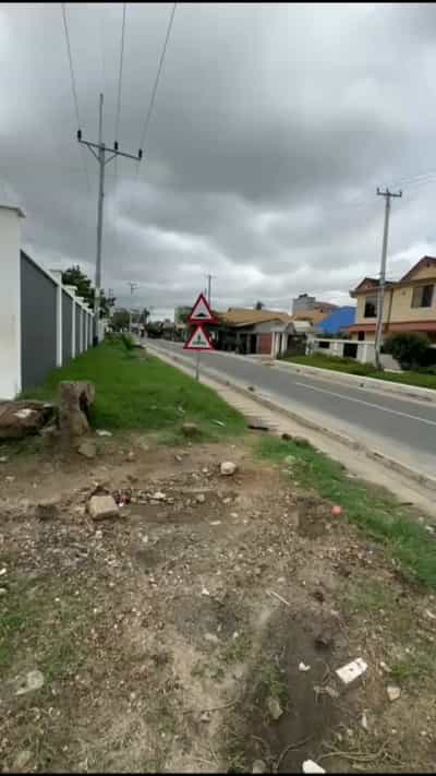 Kiwanja kinauzwa Makumbusho, Dar Es Salaam (1400 sqm)