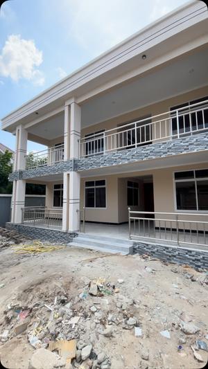 2 Bedrooms House for Rent in Kigamboni-Kibugumo, Dar Es Salaam