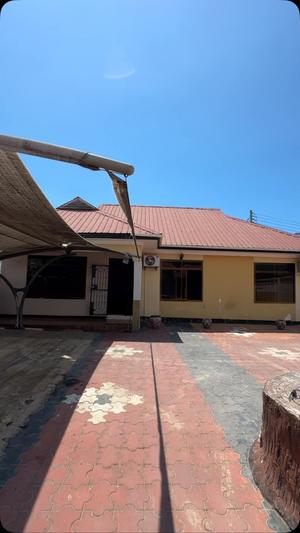 3 Bedrooms House for Rent in Ununio Beach, Dar Es Salaam 3 Bedrooms House for Rent in Ununio Beach, Dar Es Salaam