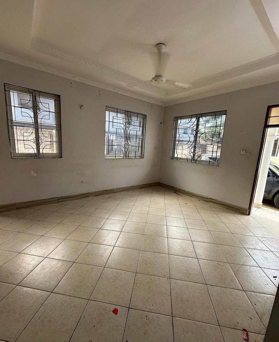 media -4