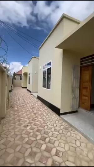 Nyumba ya vyumba viwili inapangishwa Dodoma Nyumba ya vyumba viwili inapangishwa Dodoma