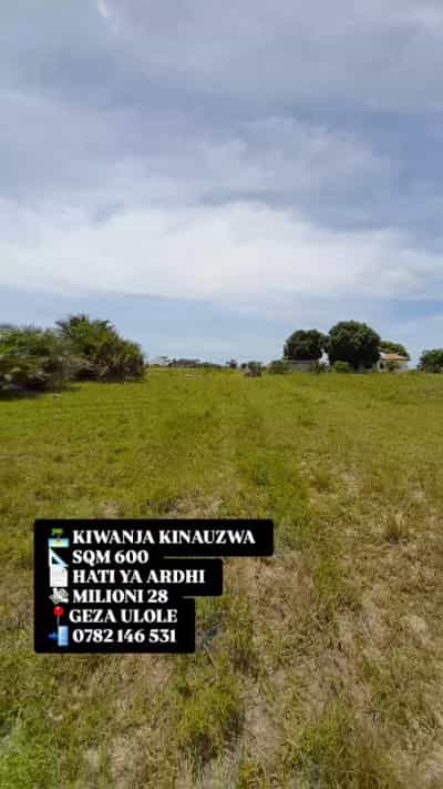Kiwanja kinauzwa Kigamboni Geza Ulole, Dar Es Salaam (600 sqm) Kiwanja kinauzwa Kigamboni Geza Ulole, Dar Es Salaam (600 sqm)