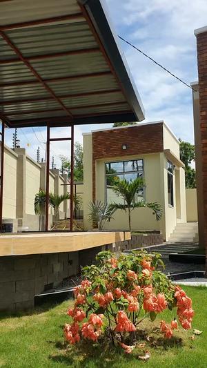 Nyumba ya vyumba vitatu inauzwa Goba Kwa Awadh/Lastanza, Dar Es Salaam (600 sqm) Nyumba ya vyumba vitatu inauzwa Goba Kwa Awadh/Lastanza, Dar Es Salaam (600 sqm)
