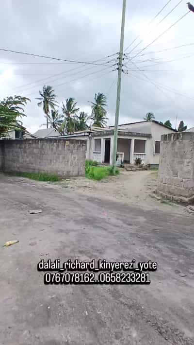 Kiwanja kinauzwa Ukonga, Dar Es Salaam (600 sqm)