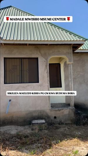 Nyumba ya vyumba vitatu inauzwa Madale Msumi Center, Dar Es Salaam (400 sqm) Nyumba ya vyumba vitatu inauzwa Madale Msumi Center, Dar Es Salaam (400 sqm)
