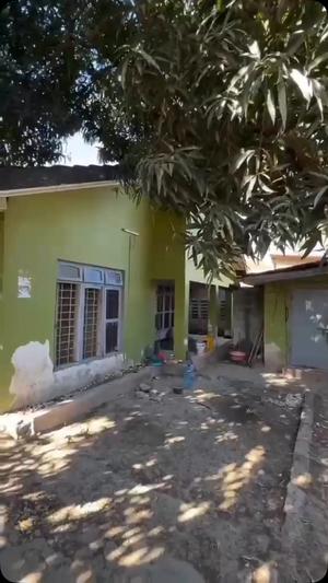 Nyumba ya vyumba vitano inauzwa Mbezi Beach, Dar Es Salaam (400 sqm) Nyumba ya vyumba vitano inauzwa Mbezi Beach, Dar Es Salaam (400 sqm)