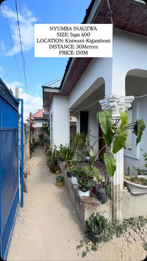 Nyumba ya vyumba viwili inauzwa Kisiwani, Dar Es Salaam (400 sqm) Nyumba ya vyumba viwili inauzwa Kisiwani, Dar Es Salaam (400 sqm)