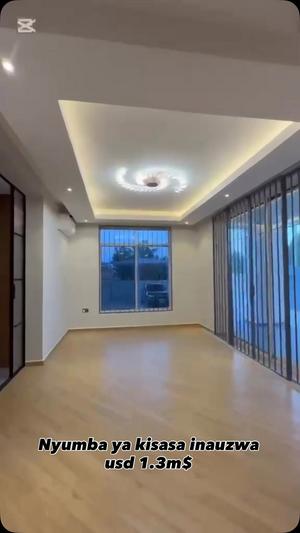 5 Bedrooms House for Sale in Mbezi Beach, Dar Es Salaam (1900 sqm)
