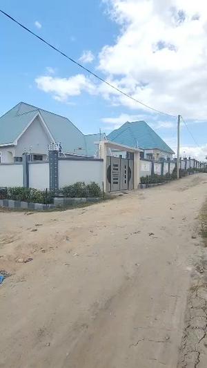 Residential Plot for Sale in Kinyerezi Kifuru Mwisho, Dar Es Salaam (1600 sqm) Residential Plot for Sale in Kinyerezi Kifuru Mwisho, Dar Es Salaam (1600 sqm)