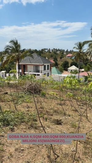 Kiwanja kinauzwa Goba Njia 4, Dar Es Salaam (400 sqm) Kiwanja kinauzwa Goba Njia 4, Dar Es Salaam (400 sqm)