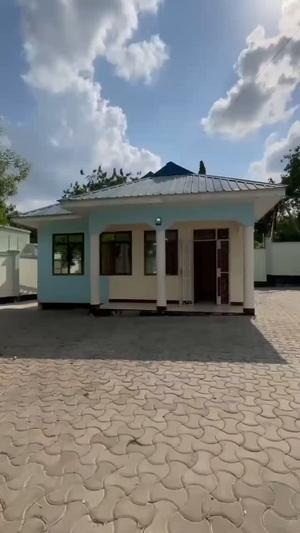 Nyumba ya vyumba viwili inapangishwa Makongo Mwanzoni, Dar Es Salaam Nyumba ya vyumba viwili inapangishwa Makongo Mwanzoni, Dar Es Salaam