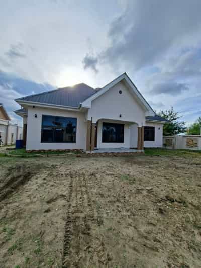 Nyumba ya vyumba vinne inapangishwa Madale Flamingo, Dar Es Salaam